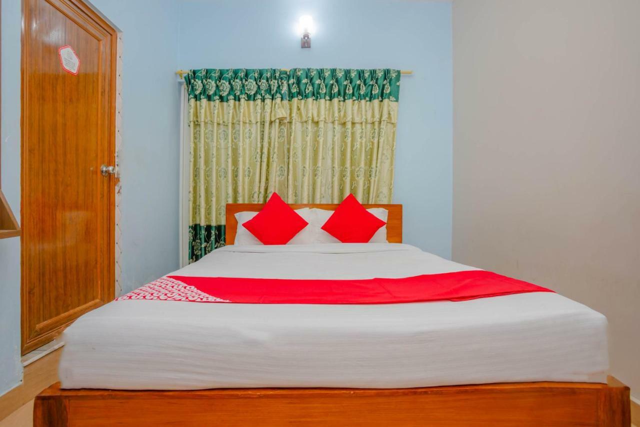 Oyo 575 Api Suites Pokhara Exterior foto